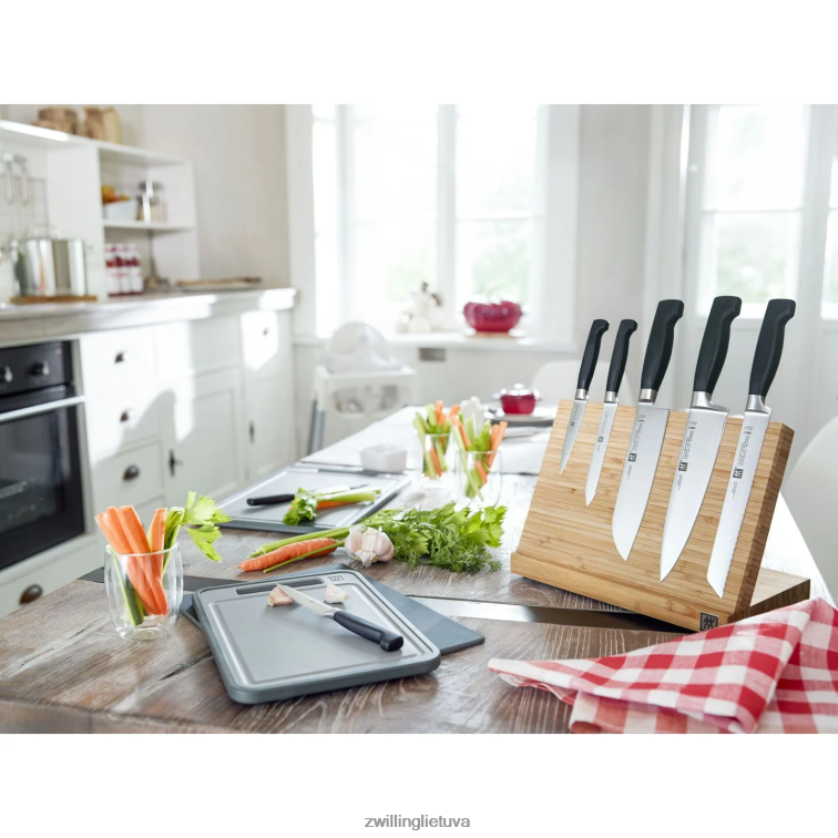 Zwilling keturių žvaigždučių 5,5 colio paruošiamasis peilis su dantytu kraštu stalo įrankiai 8X8Z2X418